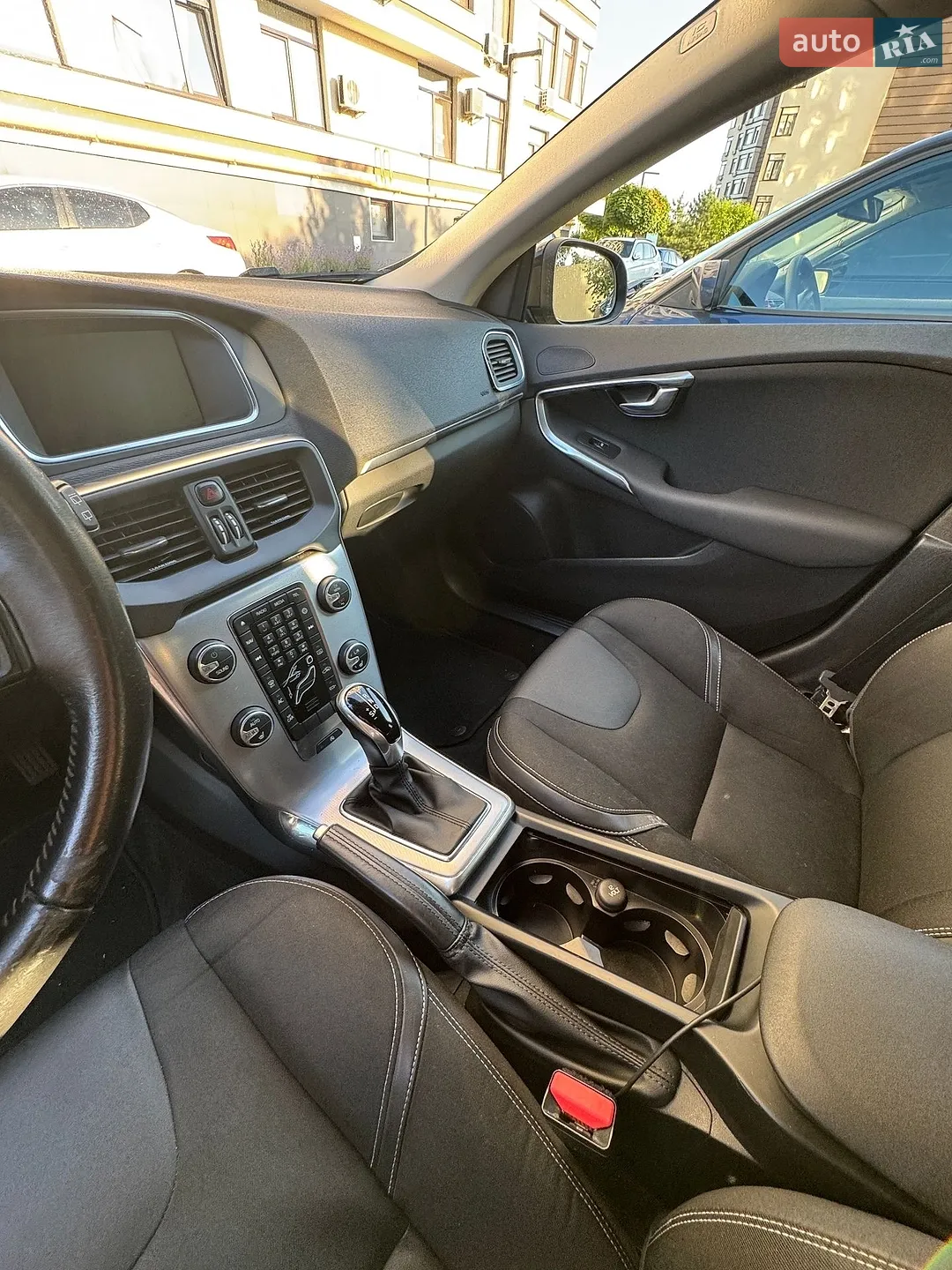 2016 Volvo V40 - мініатюра 40