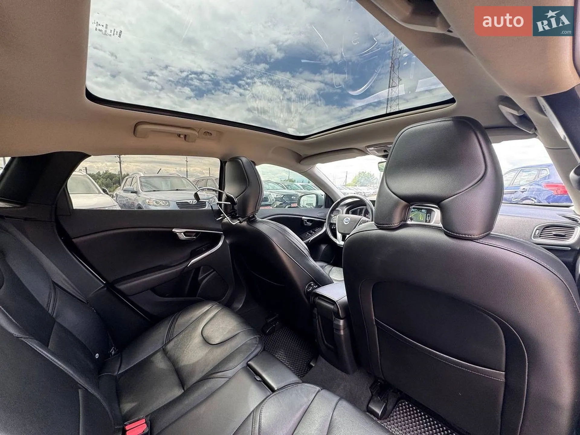 2016 Volvo V40 - мініатюра 43