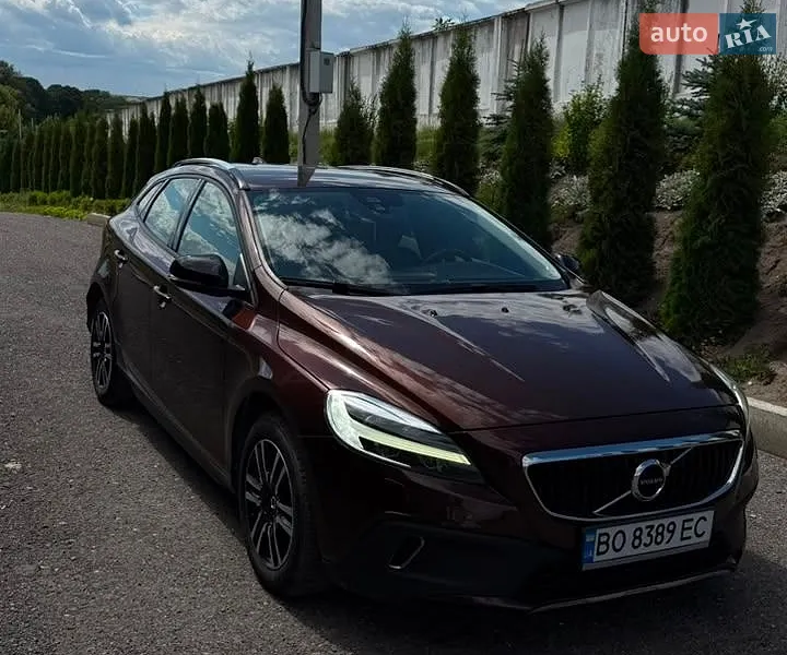 Volvo V40 2016