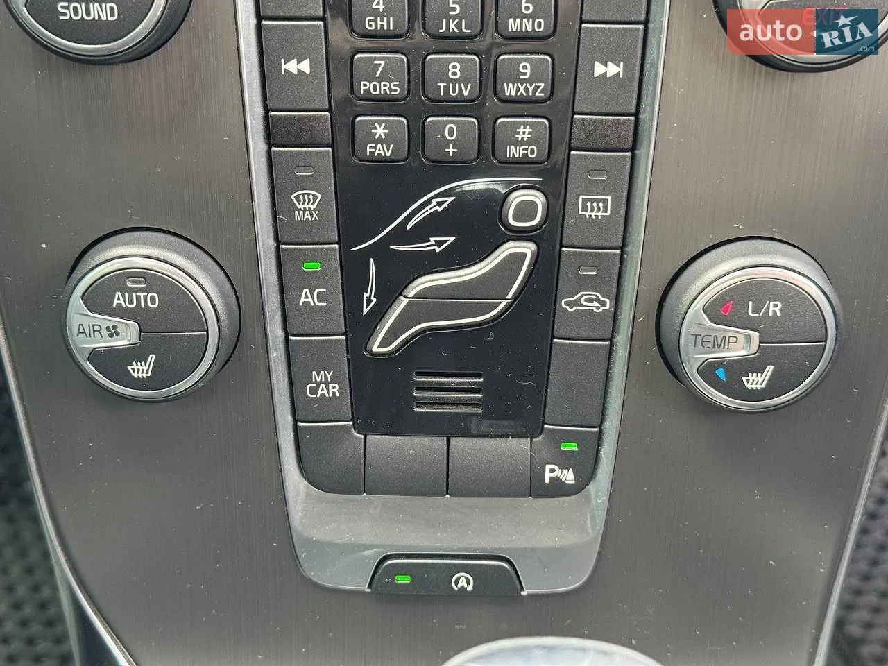 2016 Volvo V40 - мініатюра 60
