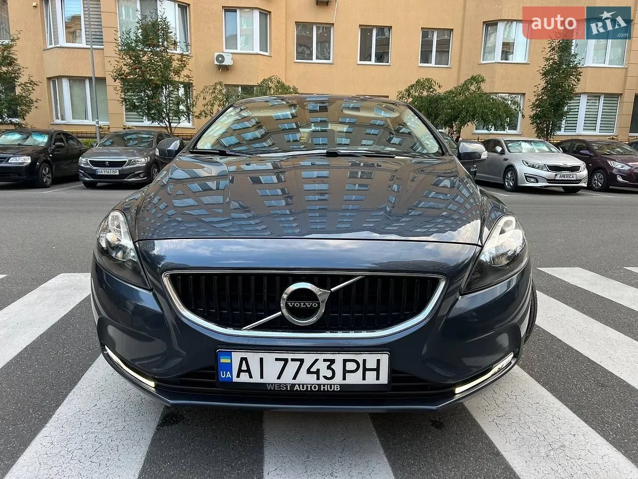 Volvo V40 2017
