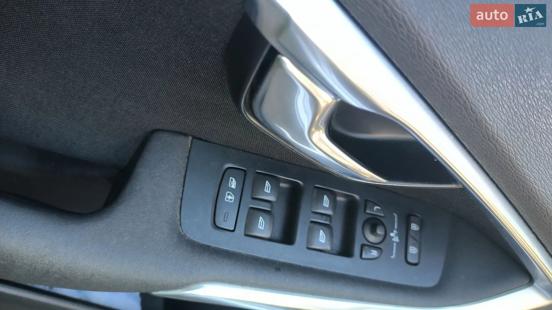 2016 Volvo V40 - мініатюра 13
