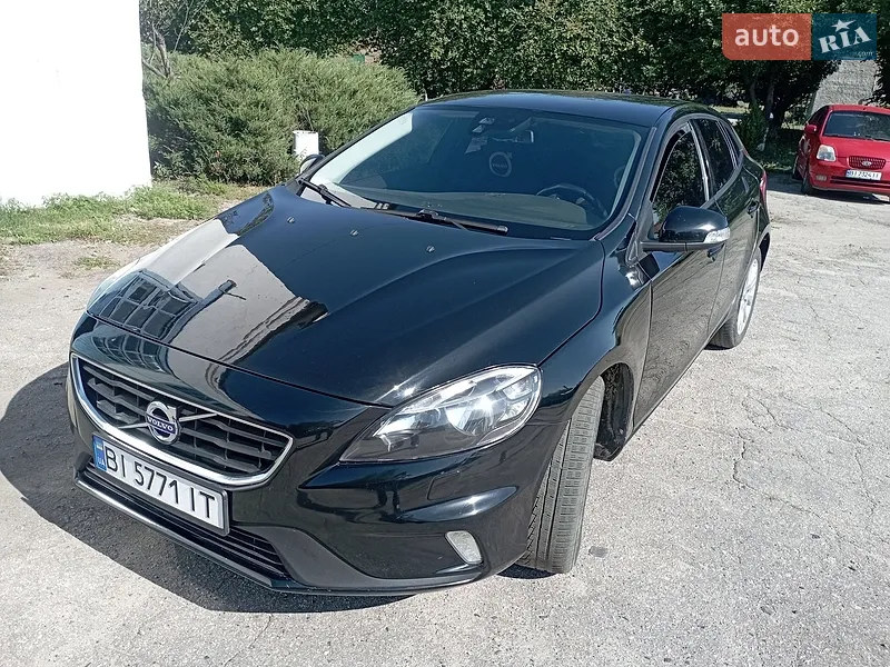 Volvo V40 2013
