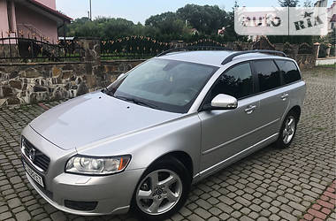 Универсал Volvo V50 2011 в Бродах