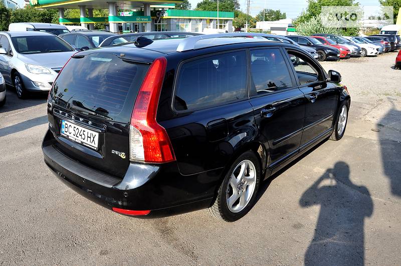 Універсал Volvo V50 2011 в Львові