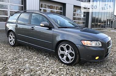 Універсал Volvo V50 2010 в Дрогобичі