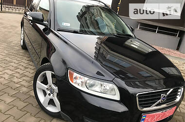 Универсал Volvo V50 2009 в Нововолынске