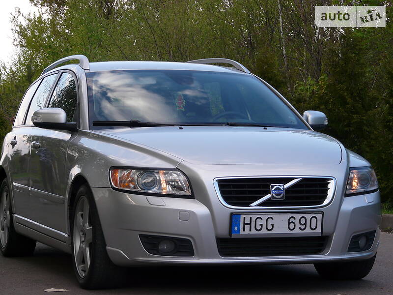 Універсал Volvo V50 2009 в Рівному