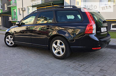 Универсал Volvo V50 2011 в Львове