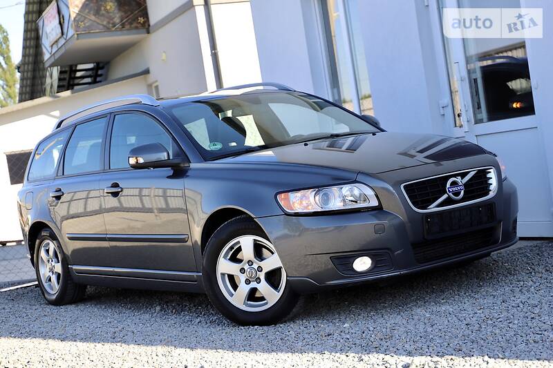 Універсал Volvo V50 2012 в Дрогобичі