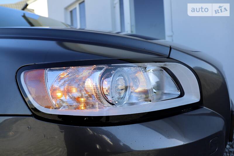 Універсал Volvo V50 2012 в Дрогобичі