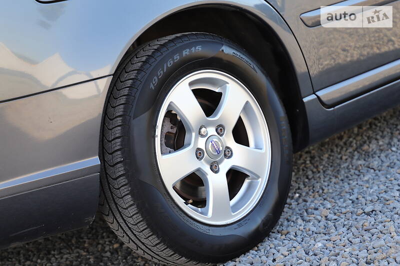 Універсал Volvo V50 2012 в Дрогобичі
