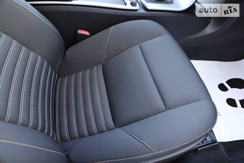 Універсал Volvo V50 2012 в Дрогобичі