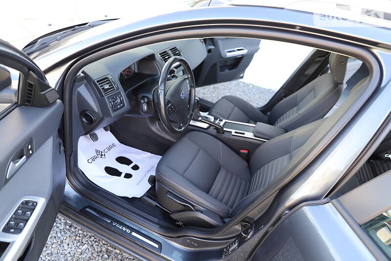 Універсал Volvo V50 2012 в Дрогобичі
