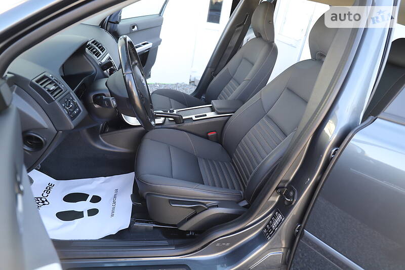 Універсал Volvo V50 2012 в Дрогобичі