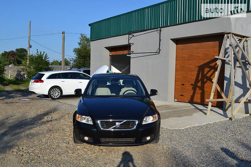 Універсал Volvo V50 2009 в Калуші