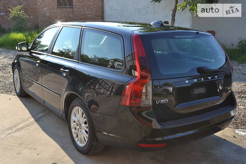 Універсал Volvo V50 2009 в Калуші