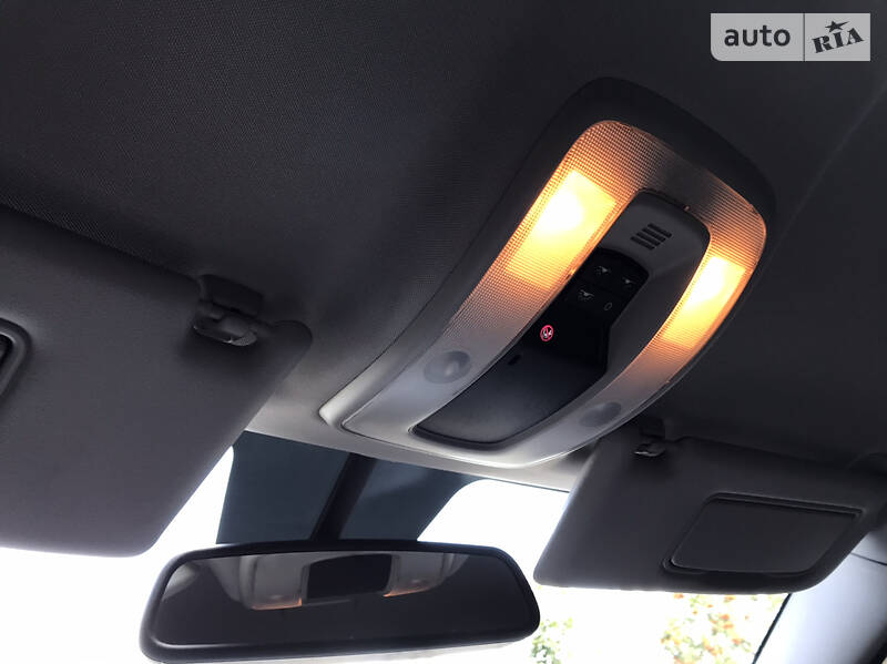 Універсал Volvo V50 2011 в Софіївській Борщагівці