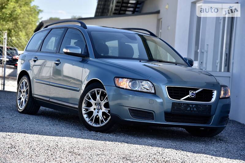 Універсал Volvo V50 2009 в Дрогобичі