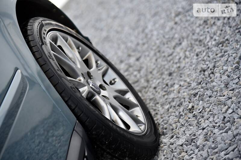 Універсал Volvo V50 2009 в Дрогобичі