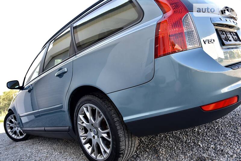 Універсал Volvo V50 2009 в Дрогобичі