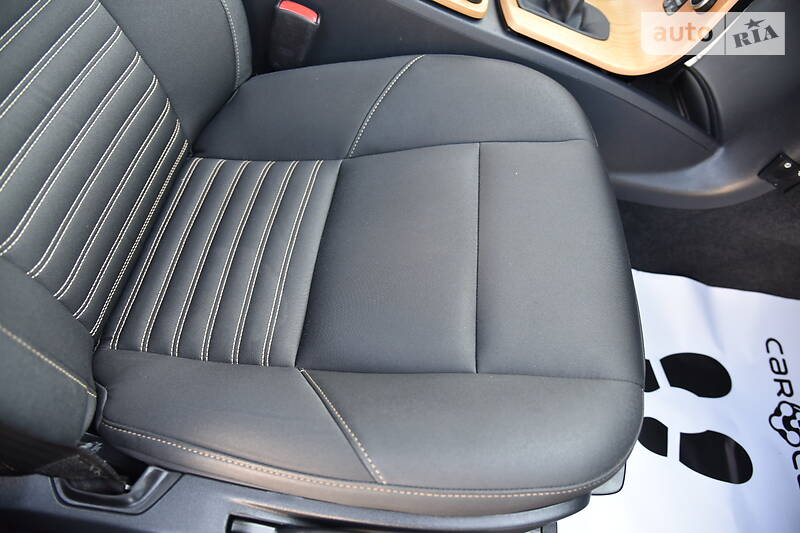 Універсал Volvo V50 2009 в Дрогобичі