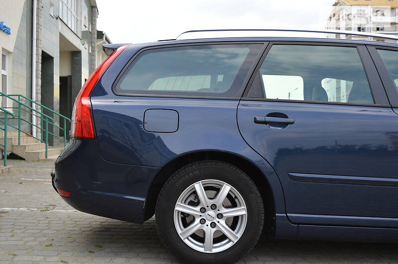 Універсал Volvo V50 2011 в Стрию