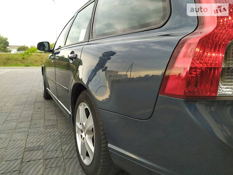 Універсал Volvo V50 2010 в Стрию