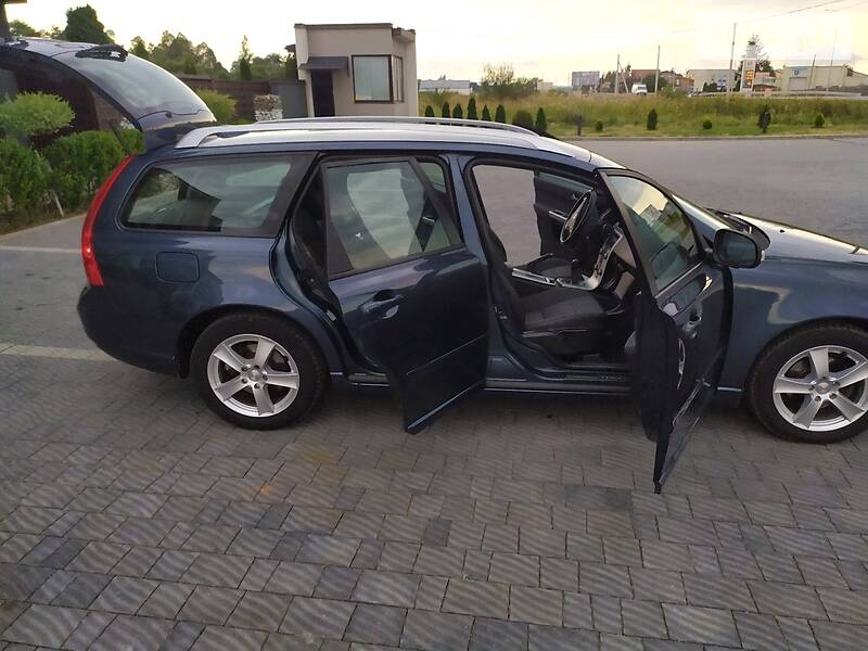 Універсал Volvo V50 2010 в Стрию