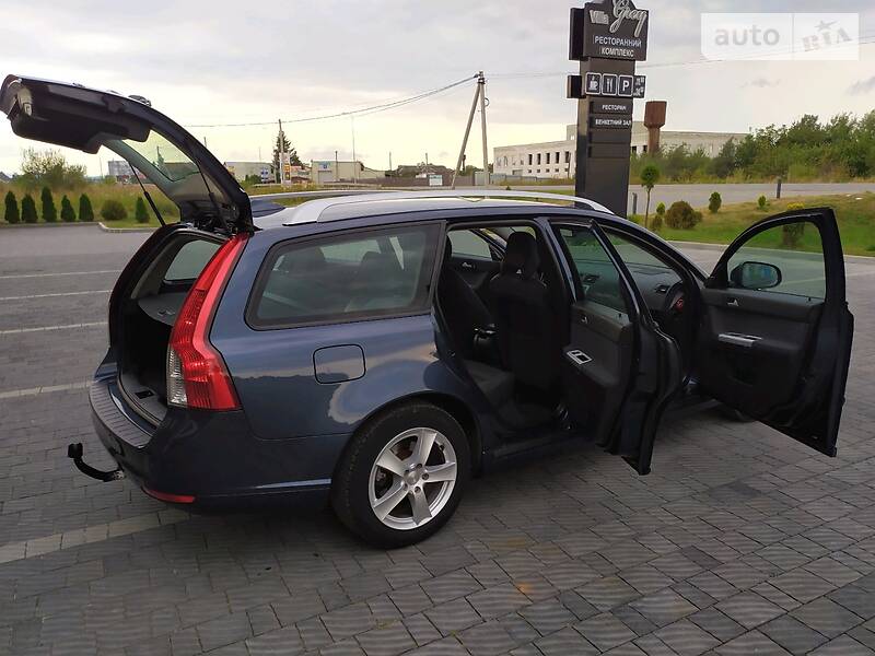 Універсал Volvo V50 2010 в Стрию