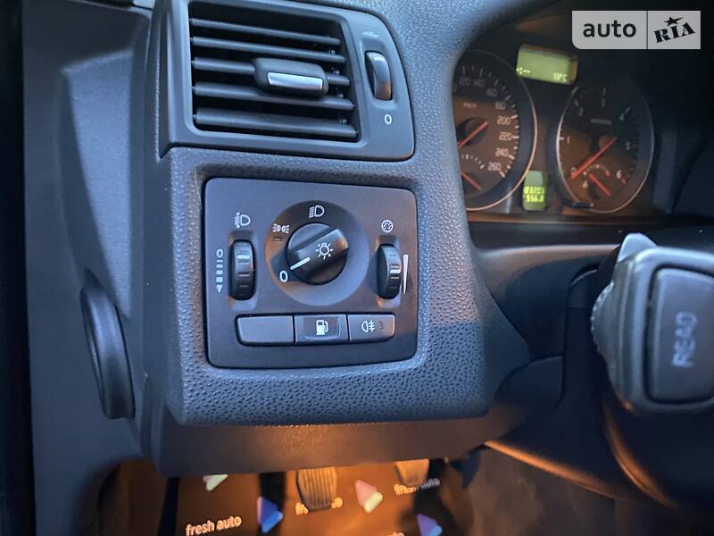 Універсал Volvo V50 2010 в Рівному фото 22 Універсал Volvo V50 2010 в Рівному