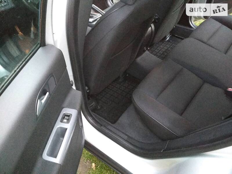 Универсал Volvo V50 2008 в Дрогобыче фото 3 Универсал Volvo V50 2008 в Дрогобыче