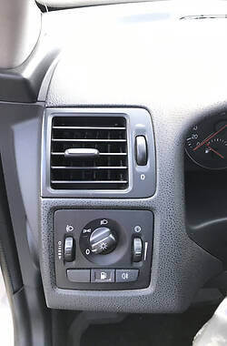 Универсал Volvo V50 2009 в 