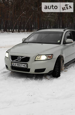 Универсал Volvo V50 2010 в Харькове