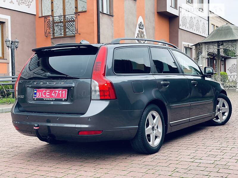 Volvo V50 Rdesign