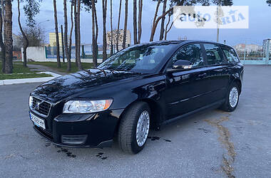 Универсал Volvo V50 2009 в 