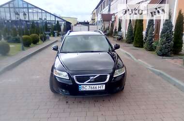 Універсал Volvo V50 2010 в Стрию