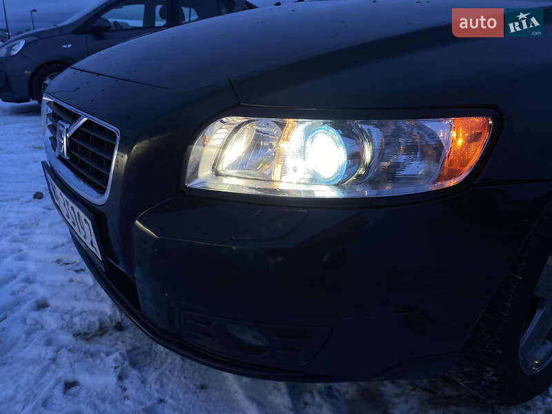 Універсал Volvo V50 2008 в Хмельницькому
