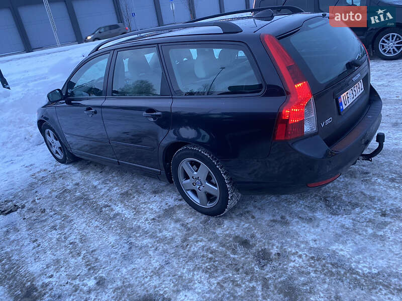 Універсал Volvo V50 2008 в Хмельницькому