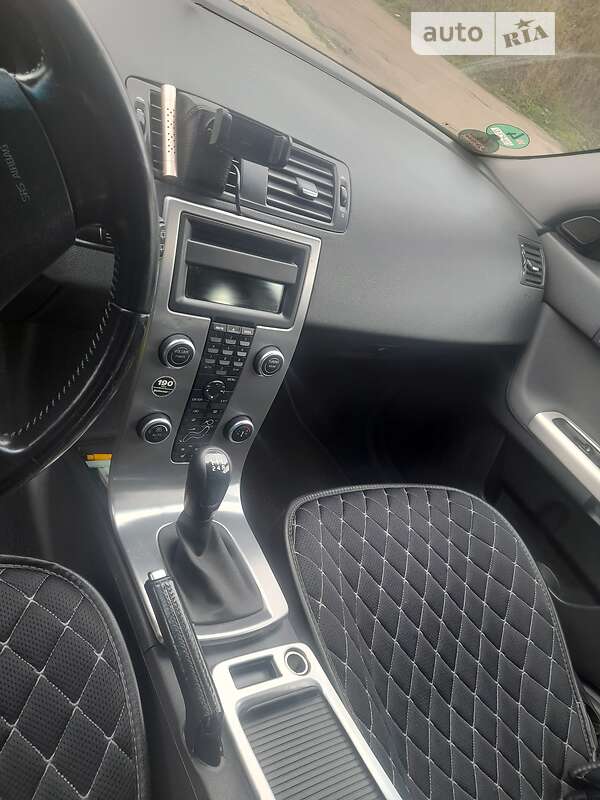 Универсал Volvo V50 2009 в Долинской фото 15 Универсал Volvo V50 2009 в Долинской