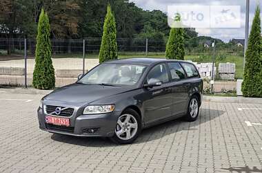 Универсал Volvo V50 2010 в Львове