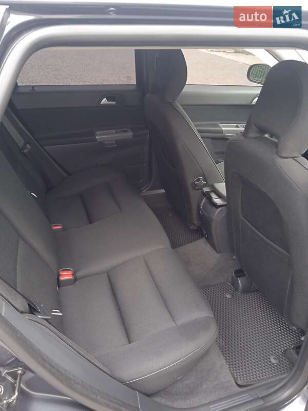 Універсал Volvo V50 2008 в Миколаєві