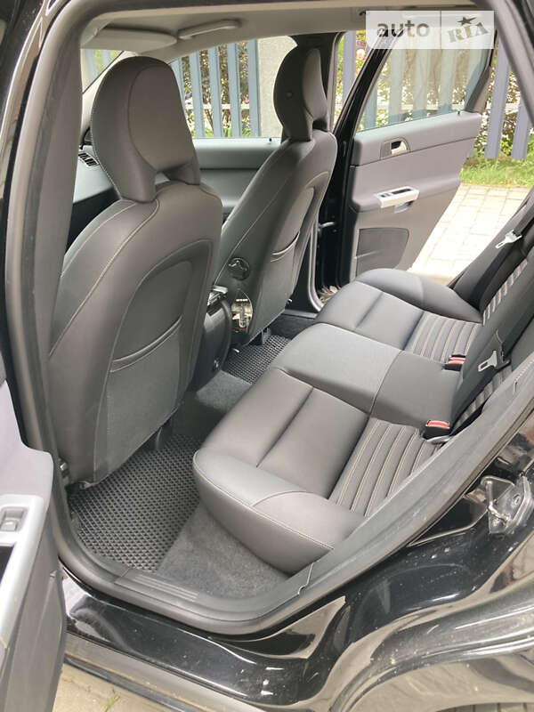 Универсал Volvo V50 2010 в Львове фото 12 Универсал Volvo V50 2010 в Львове