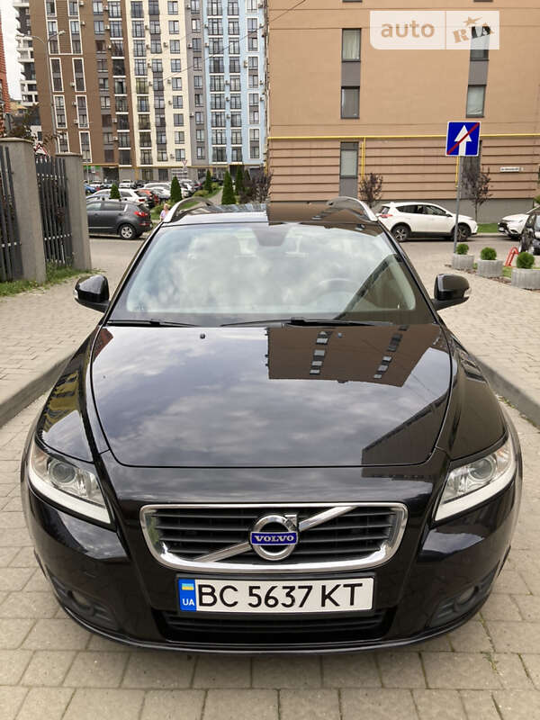 Универсал Volvo V50 2010 в Львове фото 17 Универсал Volvo V50 2010 в Львове