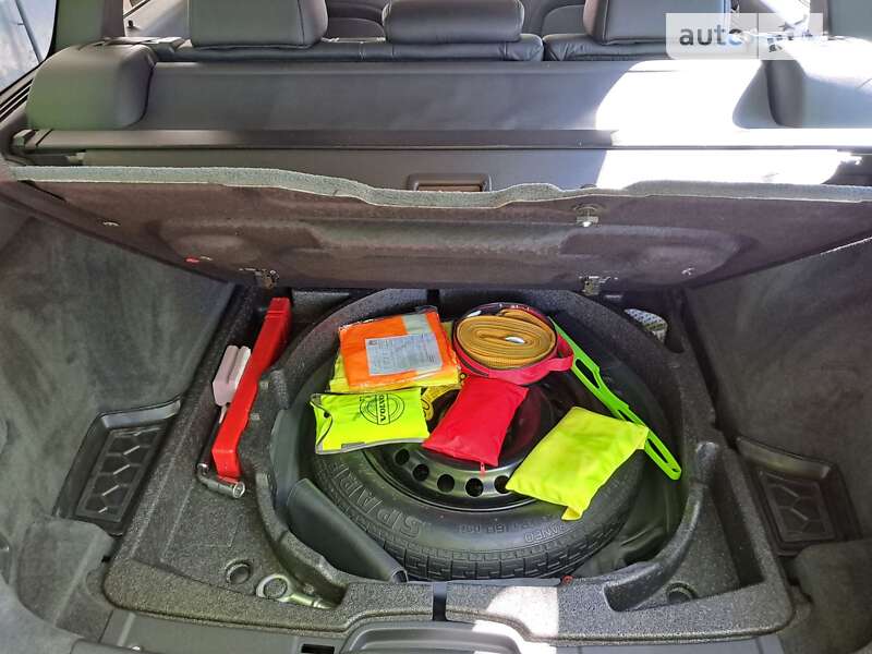 Универсал Volvo V50 2008 в Чемеровцах