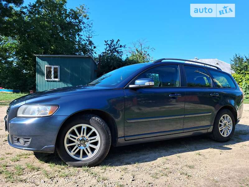 Универсал Volvo V50 2008 в Чемеровцах