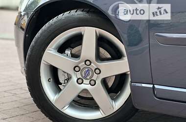 Универсал Volvo V50 2012 в 