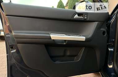 Универсал Volvo V50 2012 в 