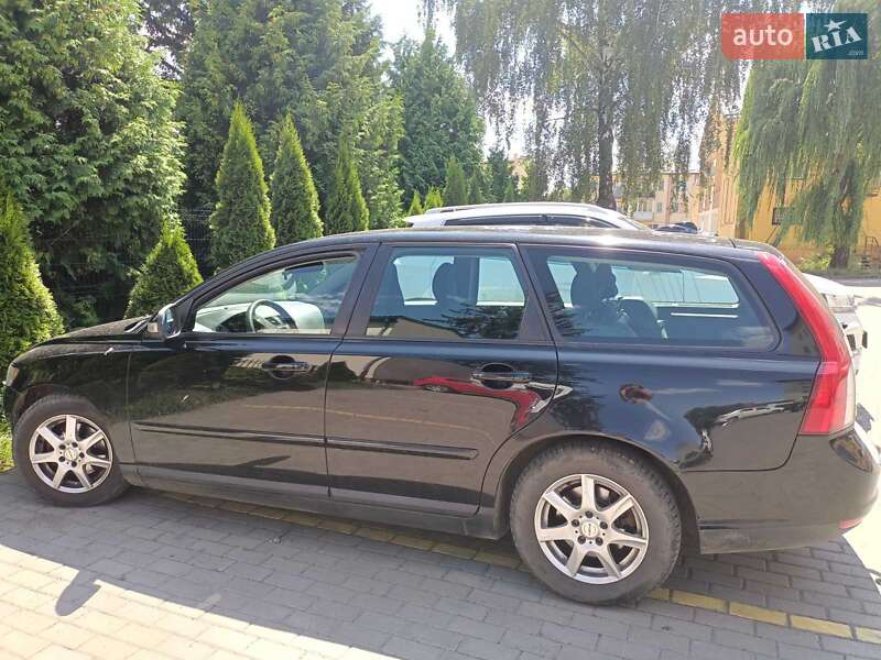 Volvo V50 2009