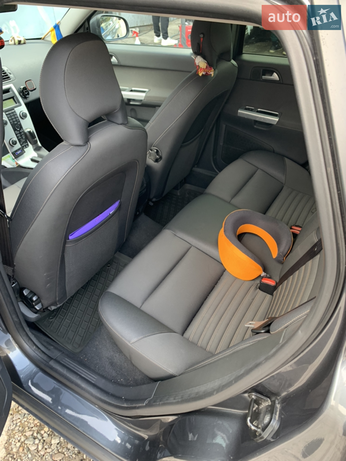 2010 Volvo V50 - мініатюра 6